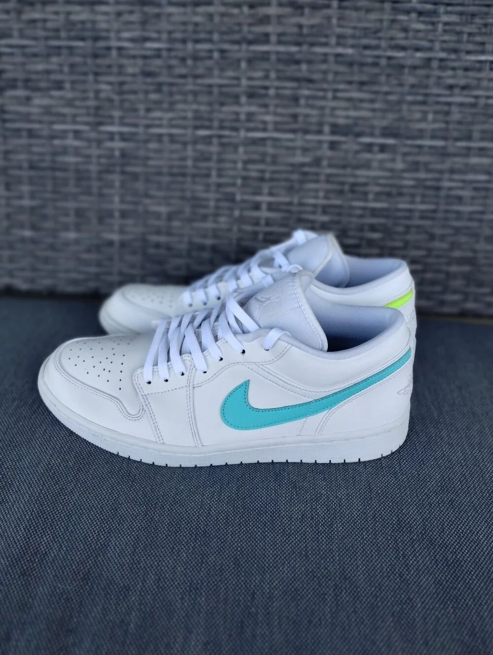 Air Jordan 1 Low White Multi-Color Swoosh Men’s 11.5 CW7033-100 Sneakers